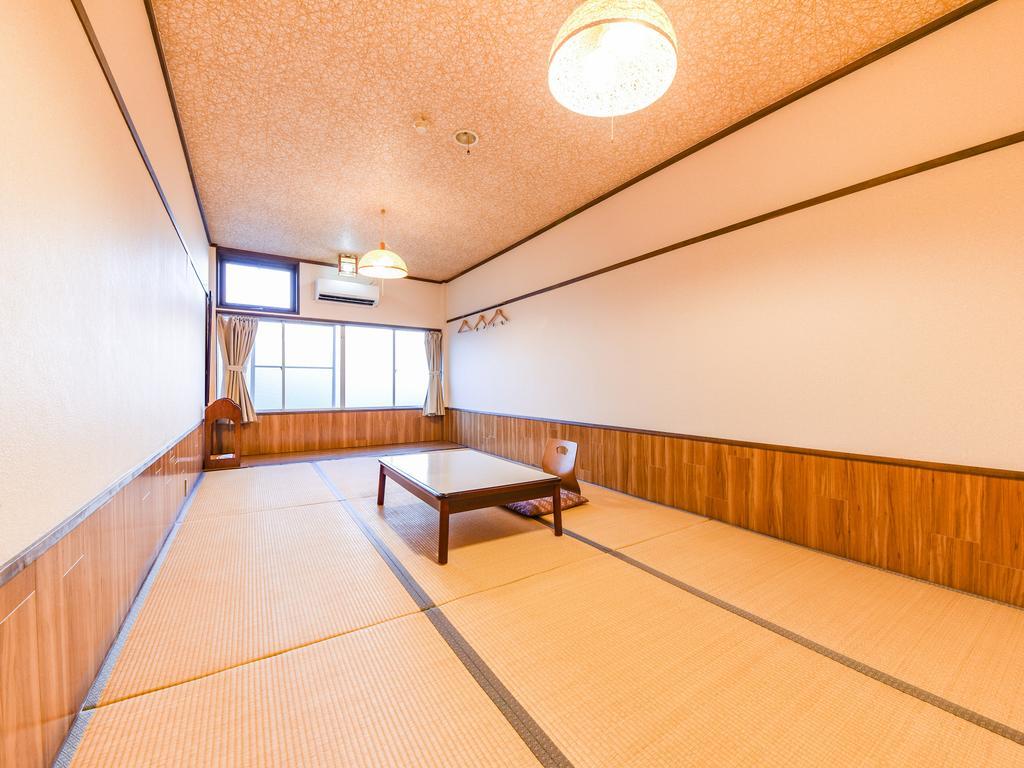 Ryokan Marue Honkan Хитоёси Экстерьер фото